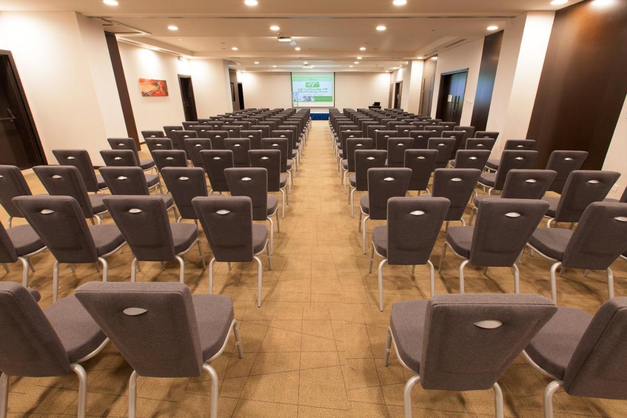 Holiday Inn Muscat Alseeb By Ihg Mascate Exterior foto