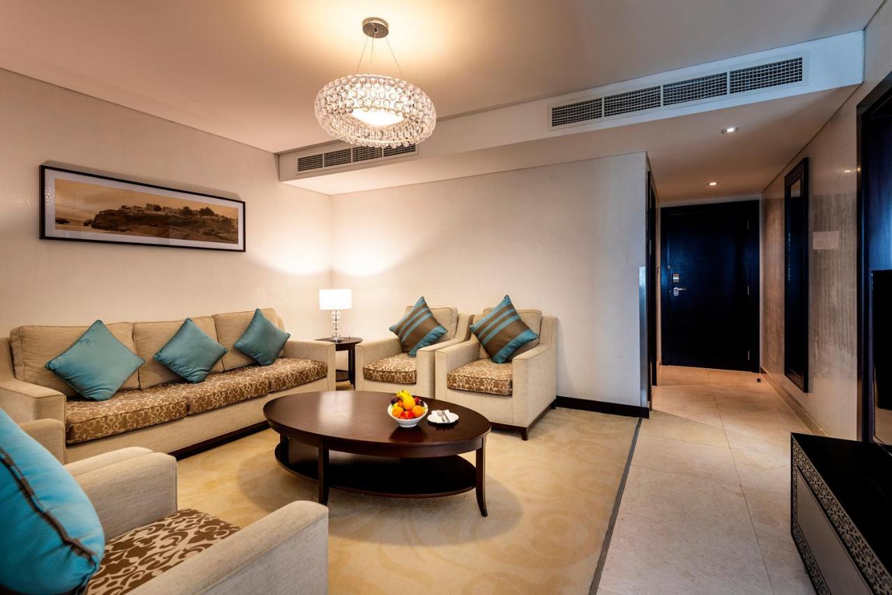 Holiday Inn Muscat Alseeb By Ihg Mascate Exterior foto