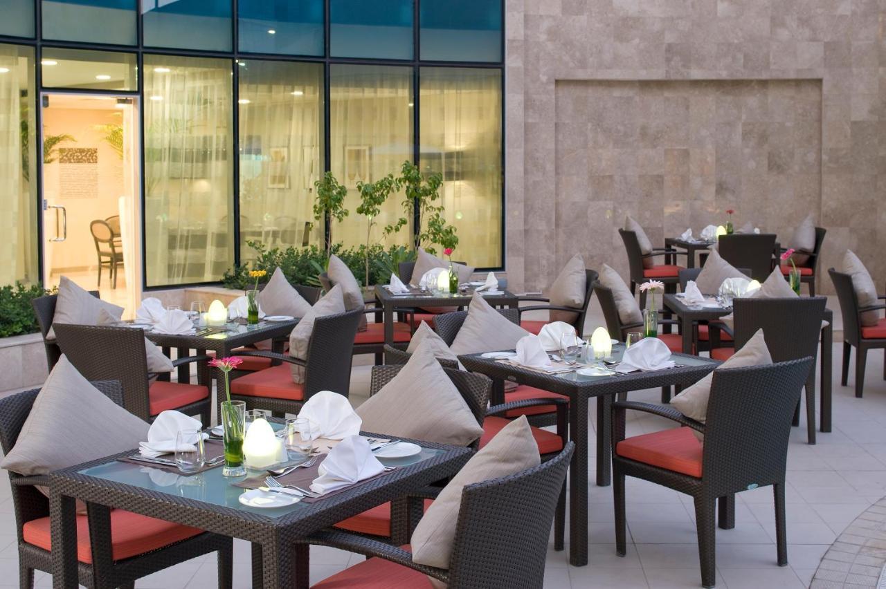 Holiday Inn Muscat Alseeb By Ihg Mascate Exterior foto